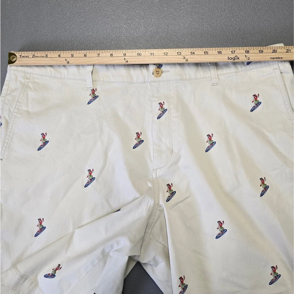 Tommy Bahama Mens 42 Shorts Surfboard Embroidered Beige Casual Chino - Picture 12 of 15